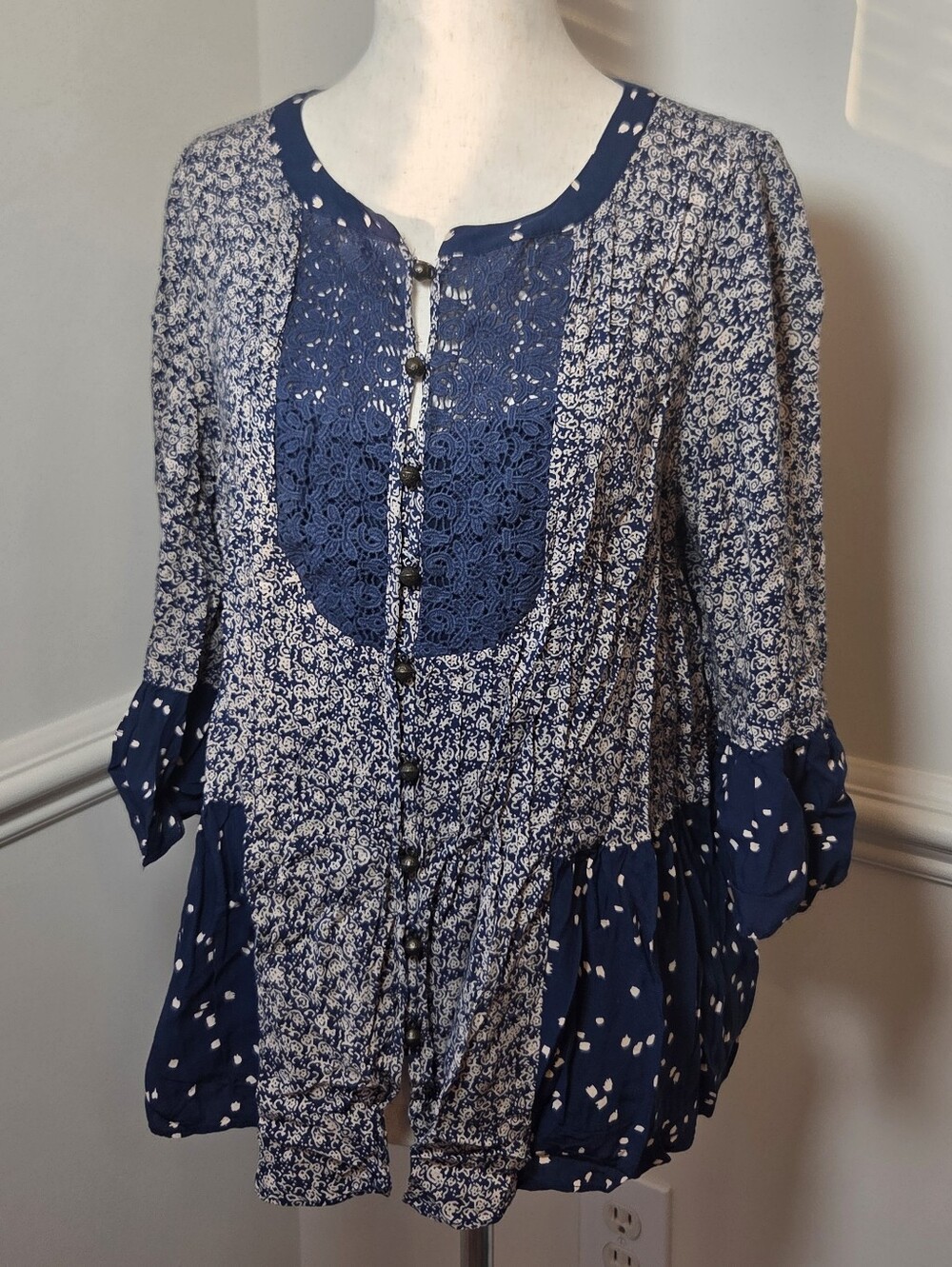 Anthropologie Maeve Blouse 6 Fairycore Whimsigoth Boho Crochet Lace Ruffle Blue